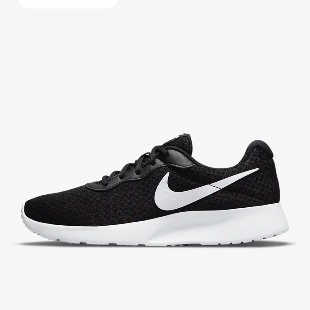 Women’s Nike Tanjun Tennis Shoes